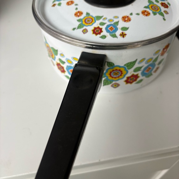 Retro Enamel Medium Saucepan Pot Floral Pattern Mid Century Kitchenware Decor - Picture 5 of 6